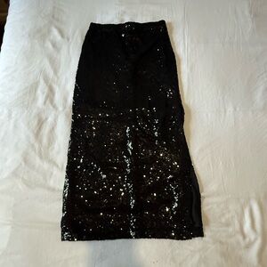Forever 21 - Black Sequin Pencil Skirt - size small